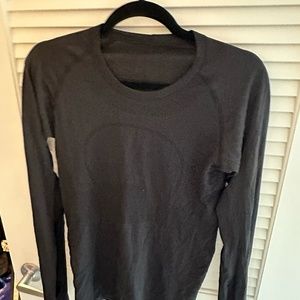 Lululemon Swiftly Tech Long-Sleeve Shirt 2.0, Black, Size 8